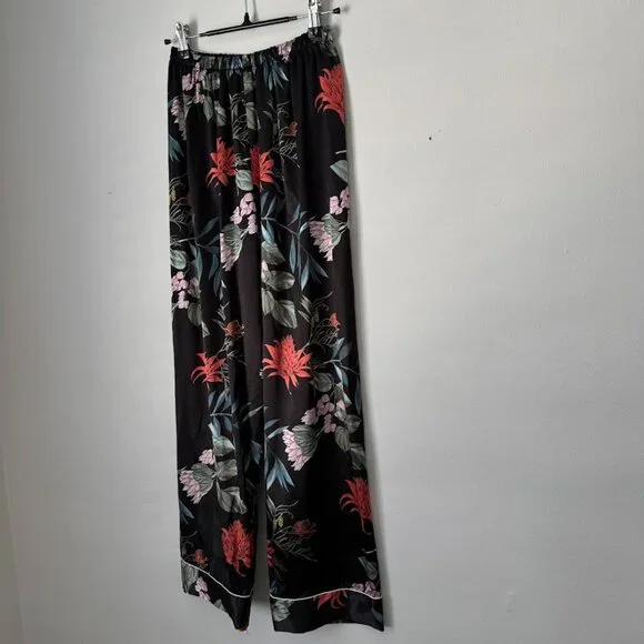 Tropical Floral Pants - Picture 3 of 4